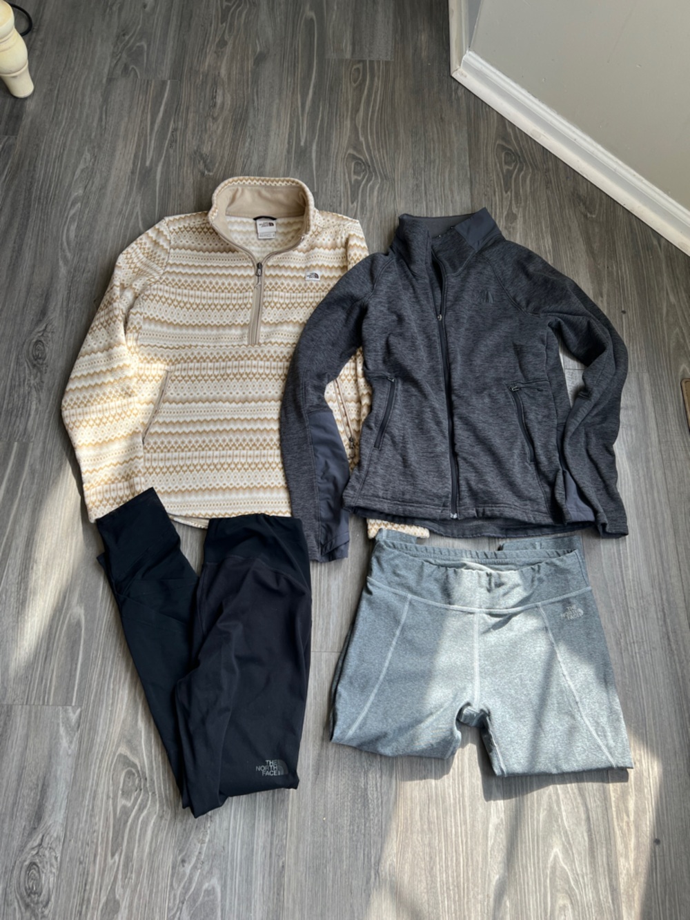 Lot bundle tnf North Face Crescent 1/4 Zip Pullover Gardenia pants grey gray s m
